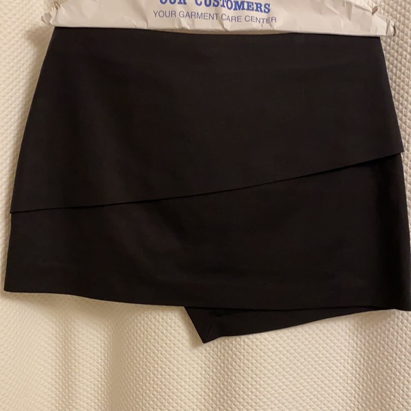 Zara Mini Skirt & Crop Top Set - Zipper details - Picture 4 of 5